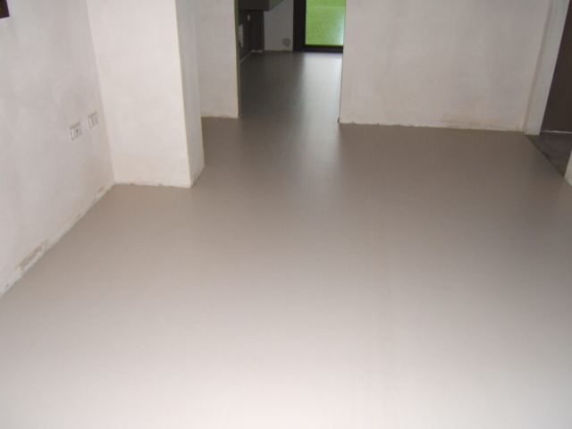 preparazione-micro-resina-su-legno_3